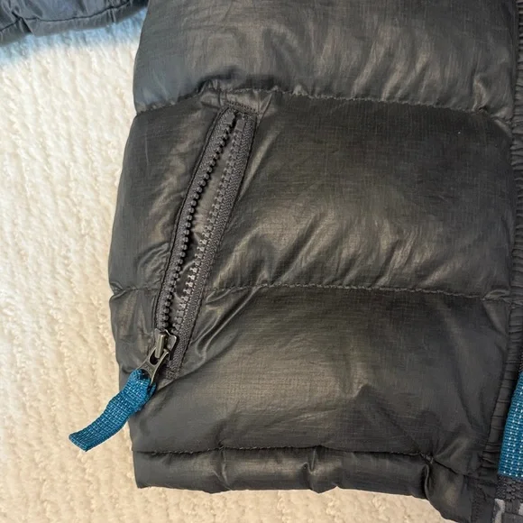 Patagonia Charcoal Jacket with Brown Lining size 12-18 mo - Picture 4 of 7